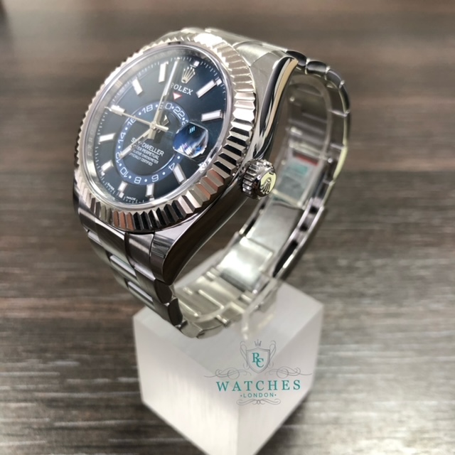 ROLEX SKYDWELLER  329394